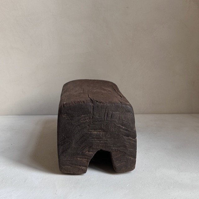 The Corner - Congo stool N° 2 - African Benches & Stools