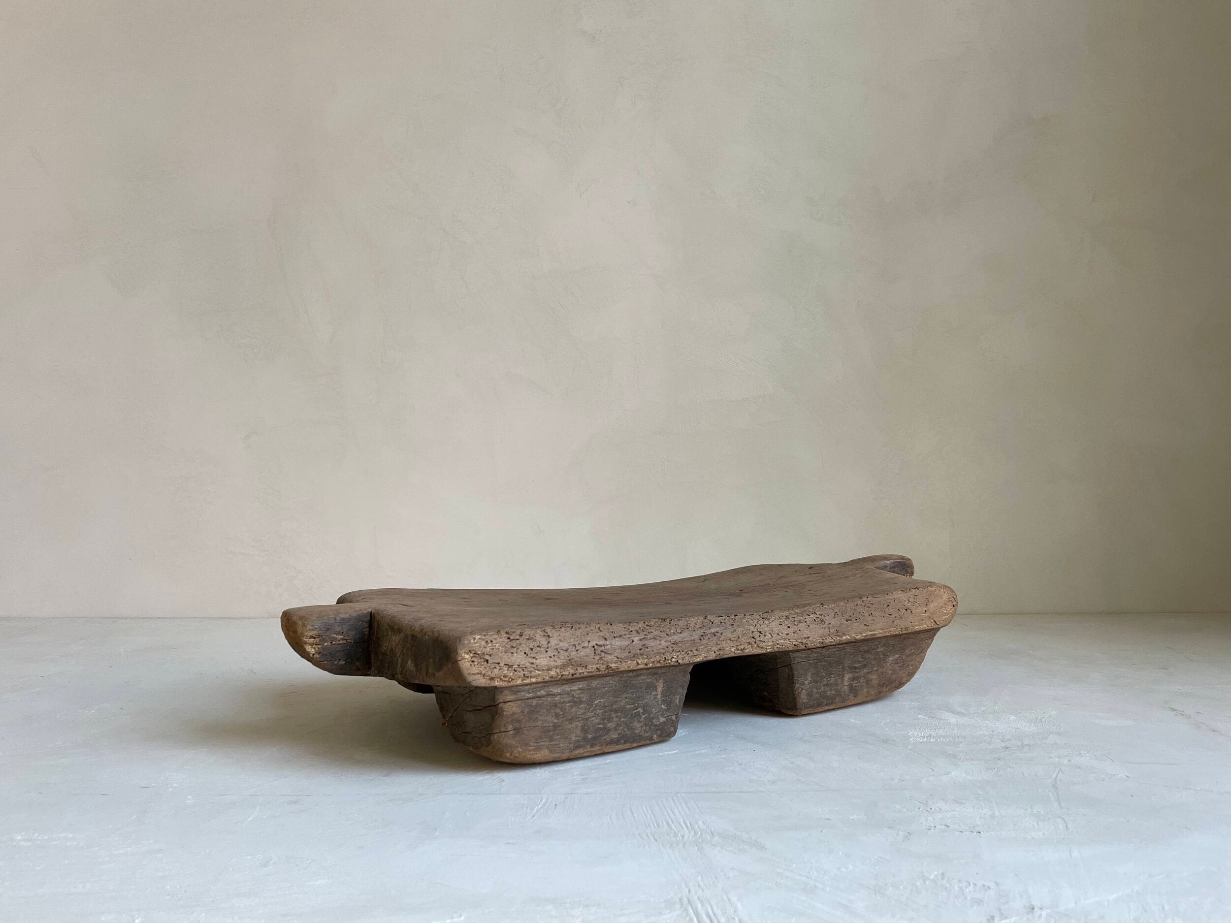 The Corner - Dakari stool Nº76 - African Benches & Stools