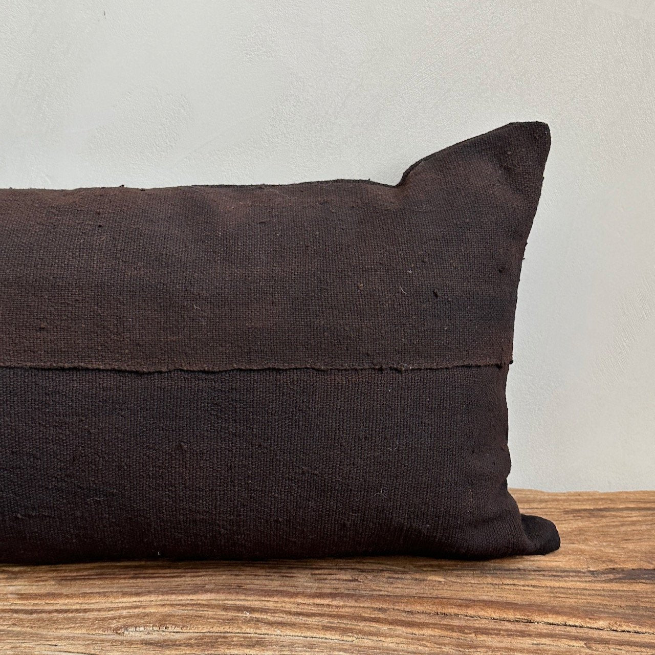 The Corner - Dark umber 50 x 30 - Cushions