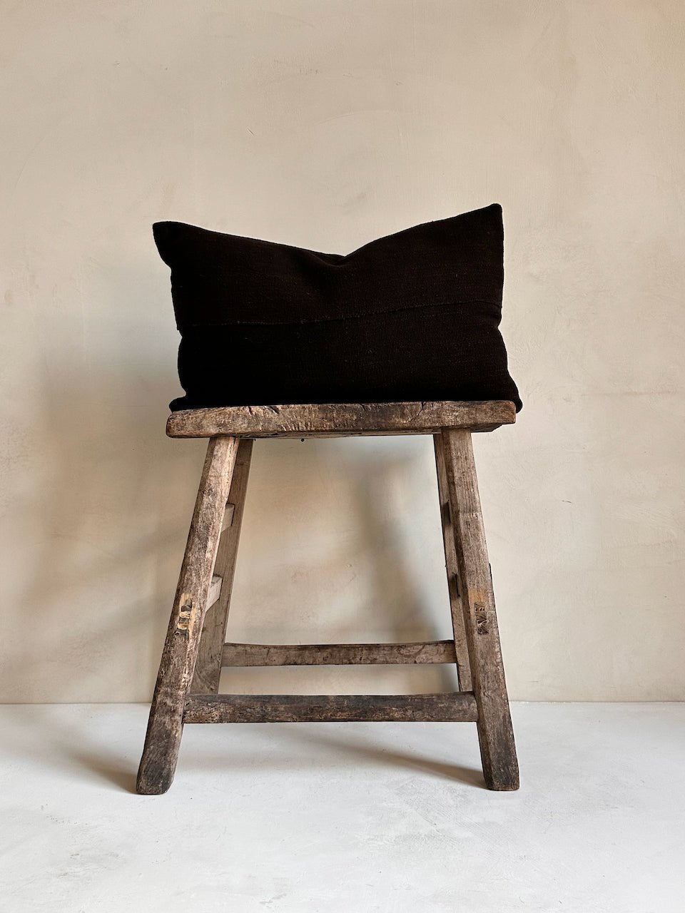 The Corner - Dark umber 50 x 30 - Cushions