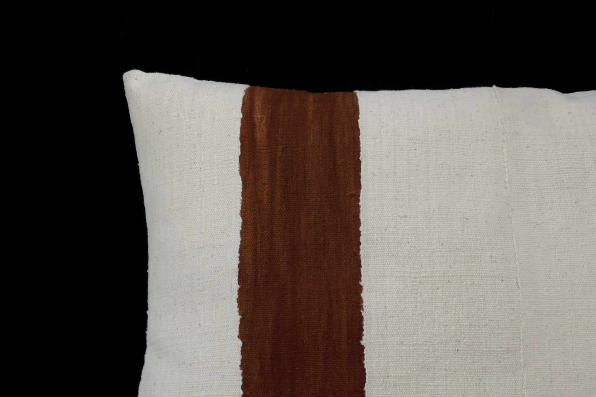 The Corner - Fauve - Cushions