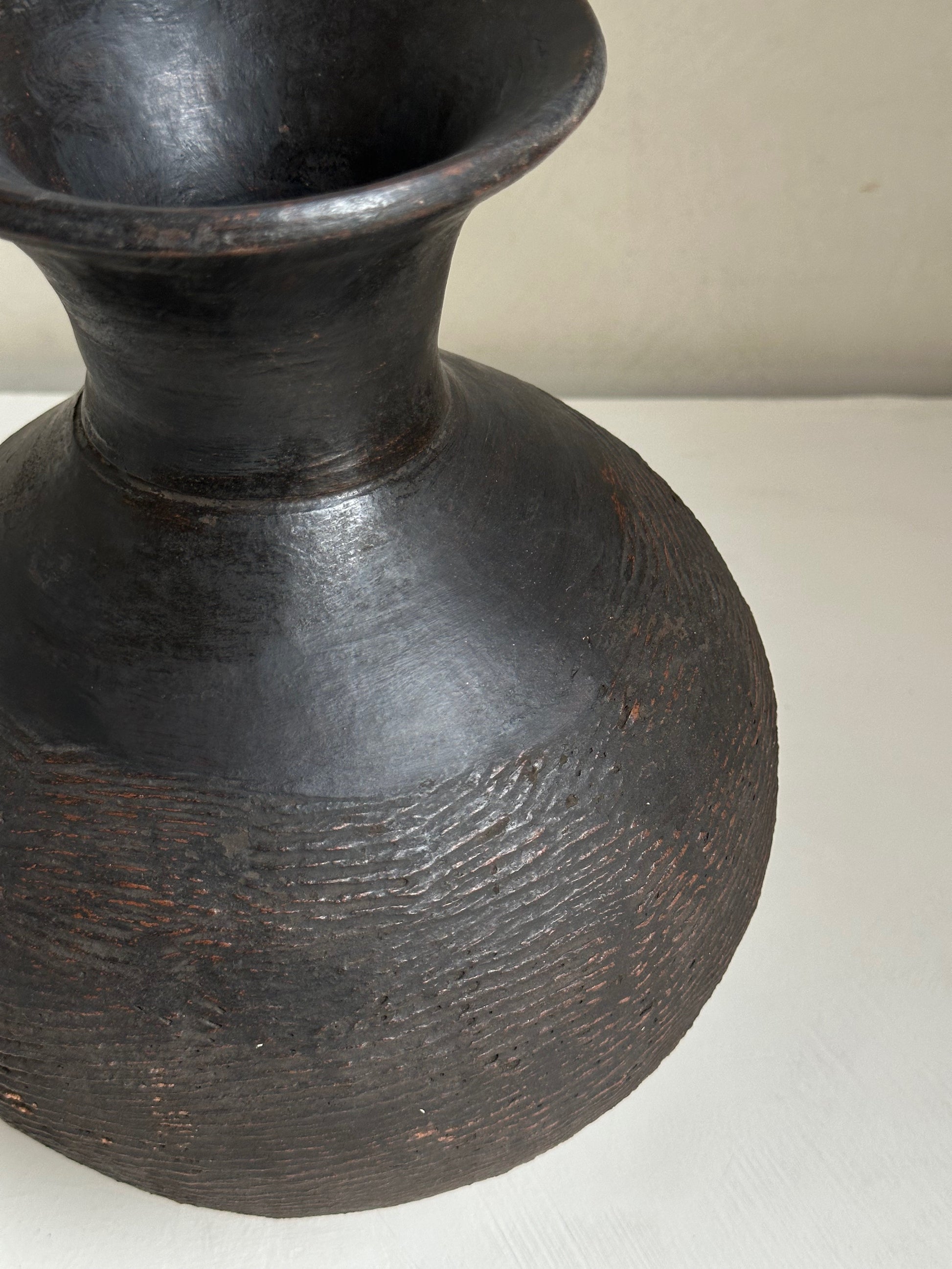 The Corner - Gan pot N° 2 - Pots & Vases