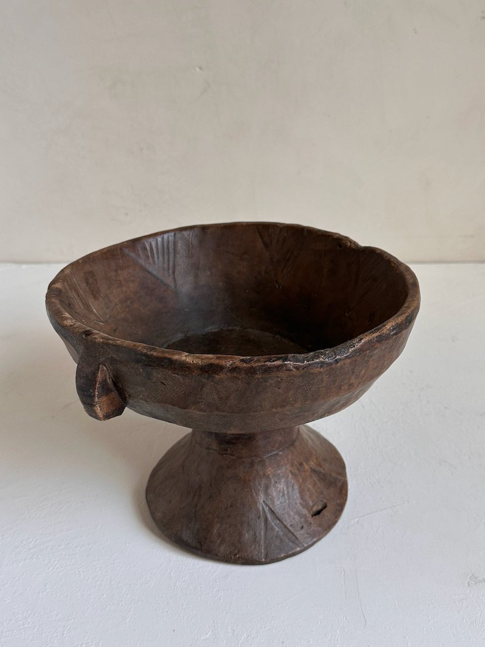 The Corner - Gurage bowl with foot N° 52 - Decoration