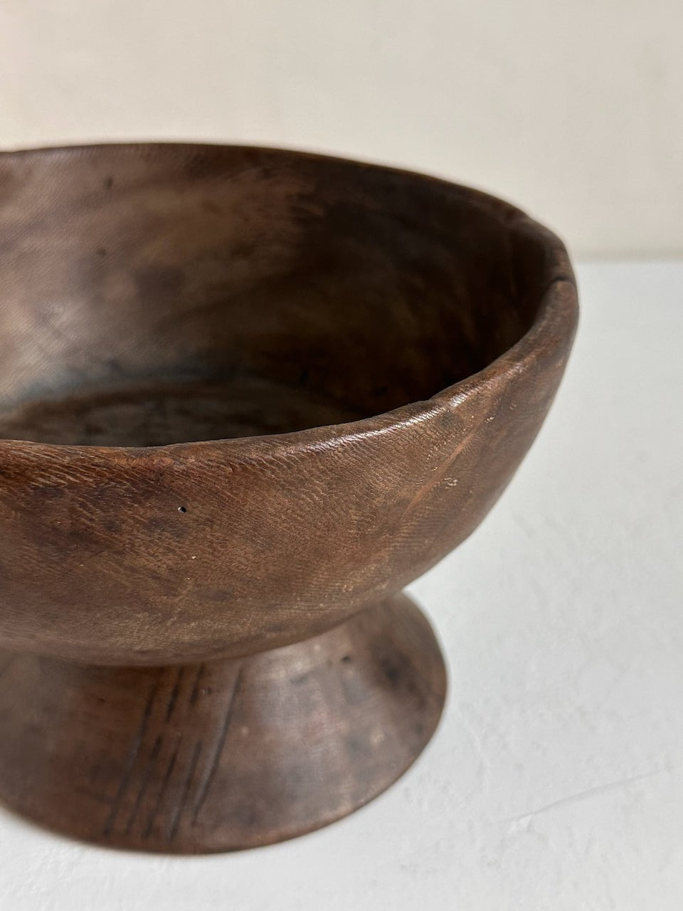 The Corner - Gurage bowl with foot N° 53 - Decoration