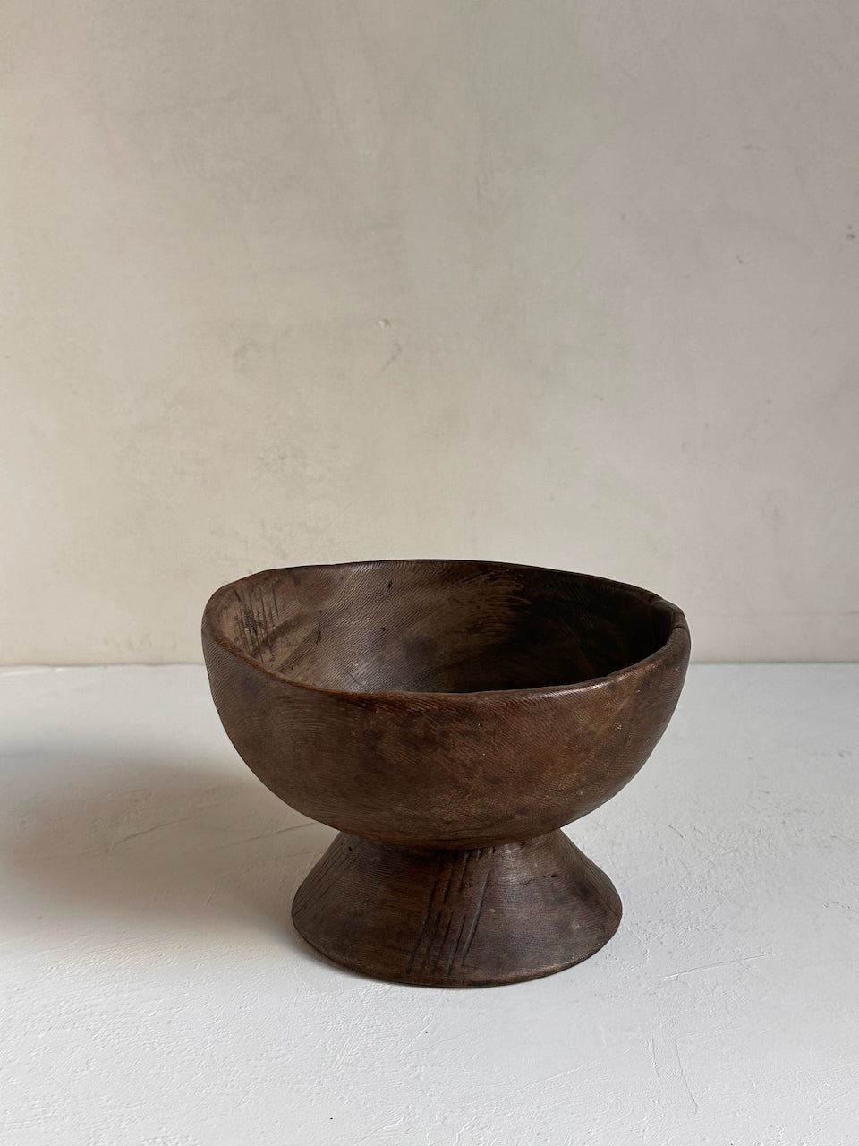 The Corner - Gurage bowl with foot N° 53 - Decoration