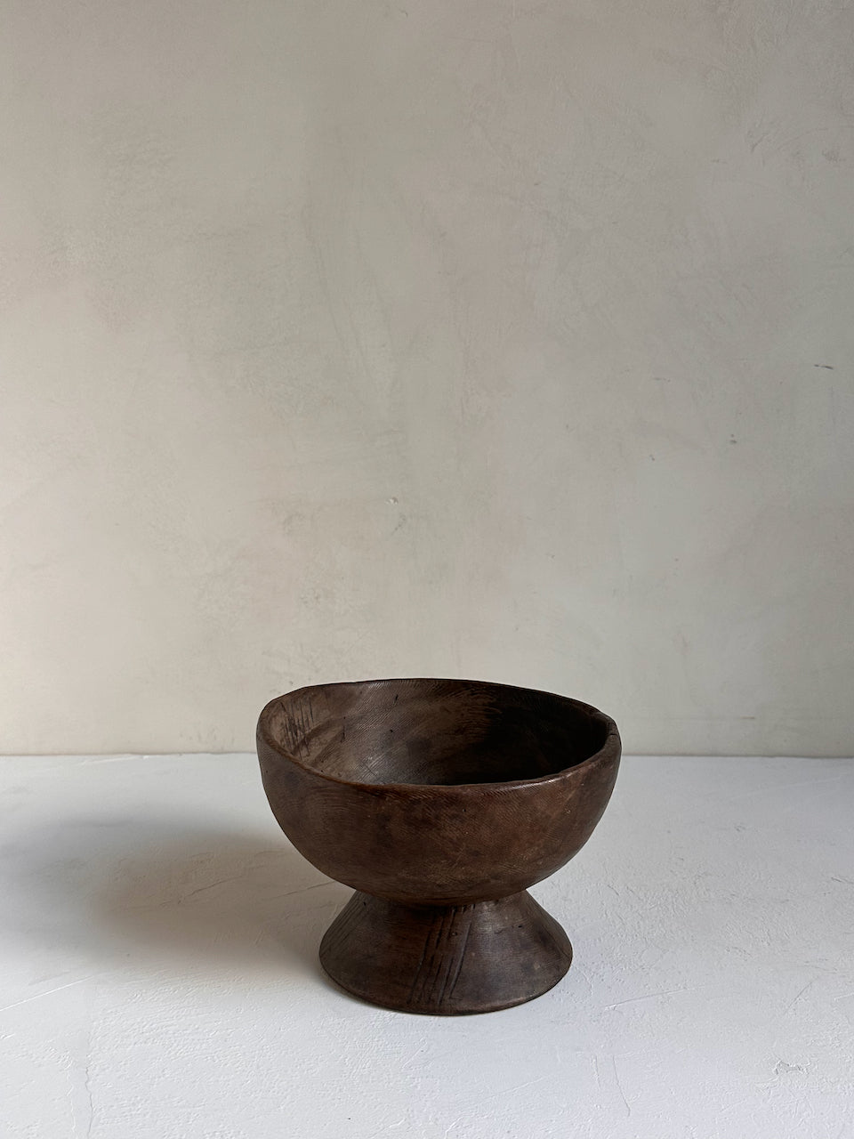 The Corner - Gurage bowl with foot N° 53 - Decoration