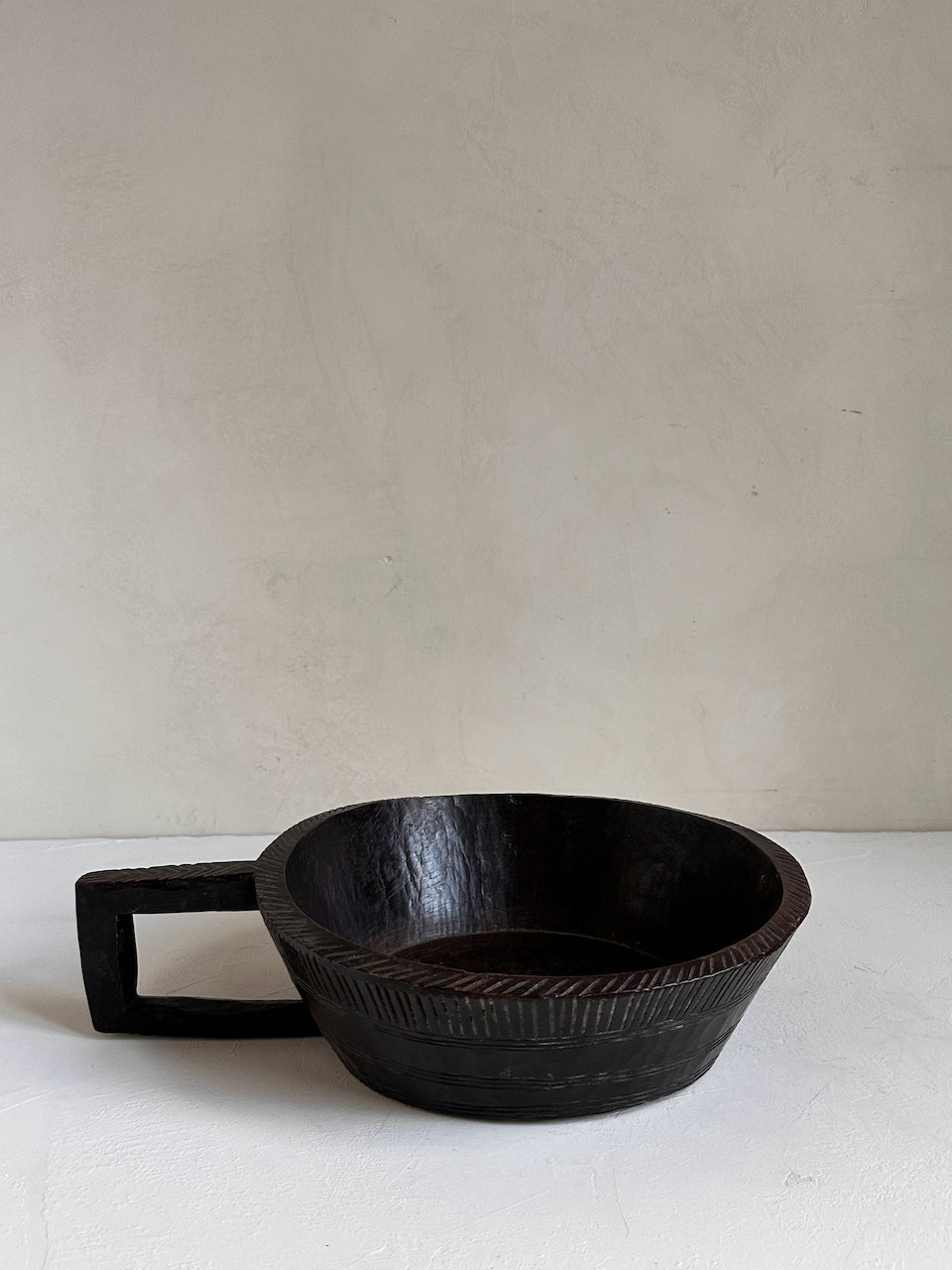 The Corner - Gurage bowl with handle N° 55 - Decoration