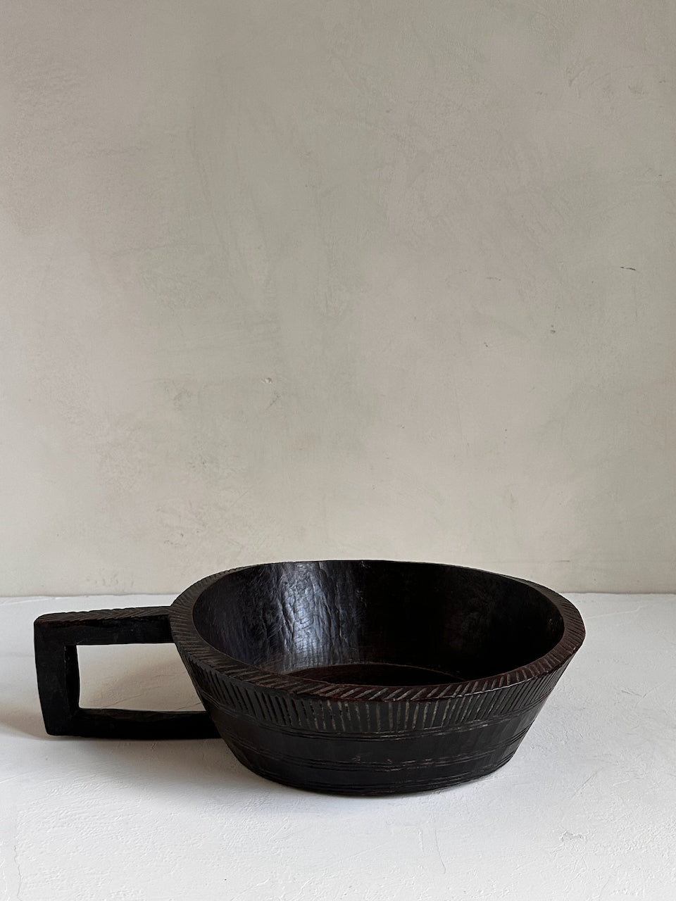 The Corner - Gurage bowl with handle N° 55 - Decoration