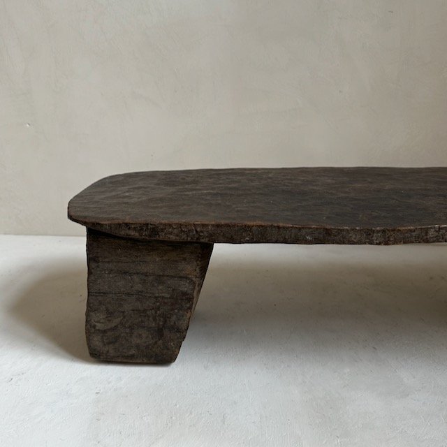 The Corner - Gurage table No 25 - African Tables