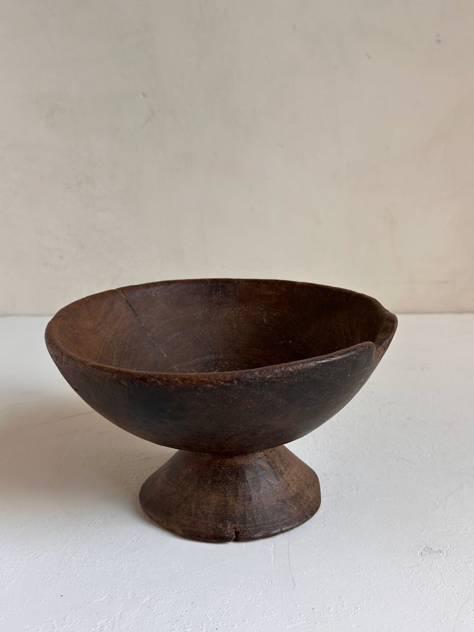 The Corner - Gurague bowl with foot N° 51 - Decoration