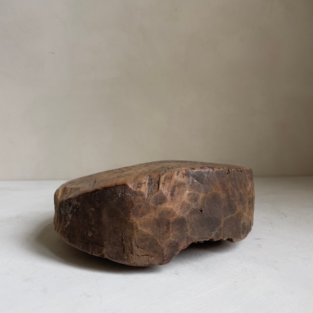 The Corner - Gurague cutting board No 8 - Decoration