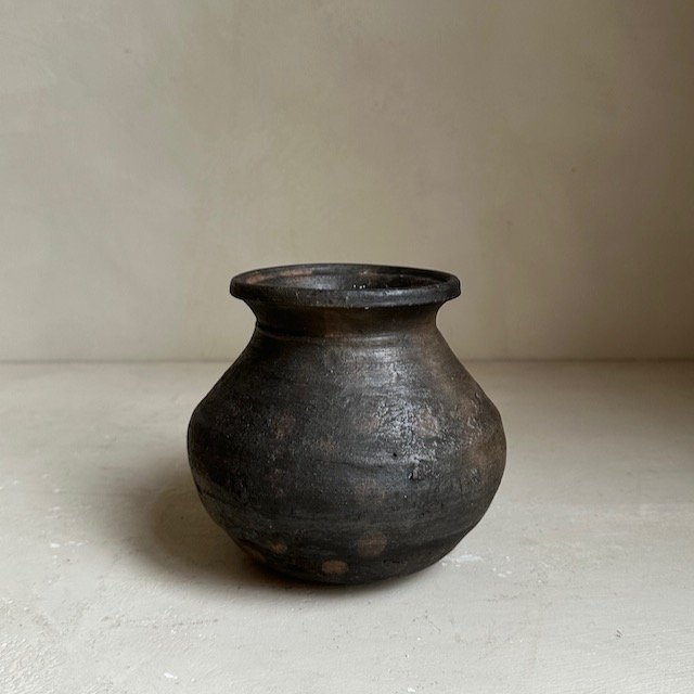 The Corner - Indian clay pot N° 1 - Pots & Vases