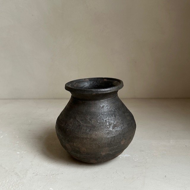 The Corner - Indian clay pot N° 1 - Pots & Vases