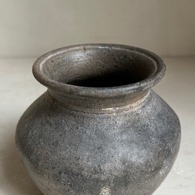 The Corner - Indian clay pot N° 2 - Pots & Vases