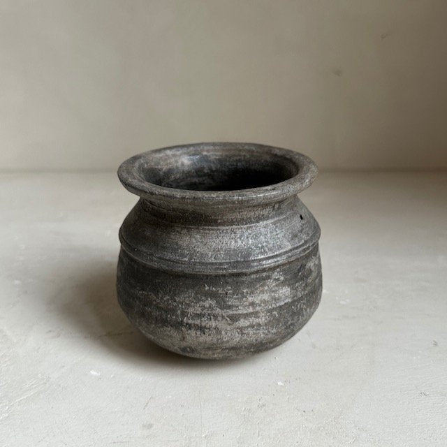 The Corner - Indian clay pot N° 4 - Pots & Vases