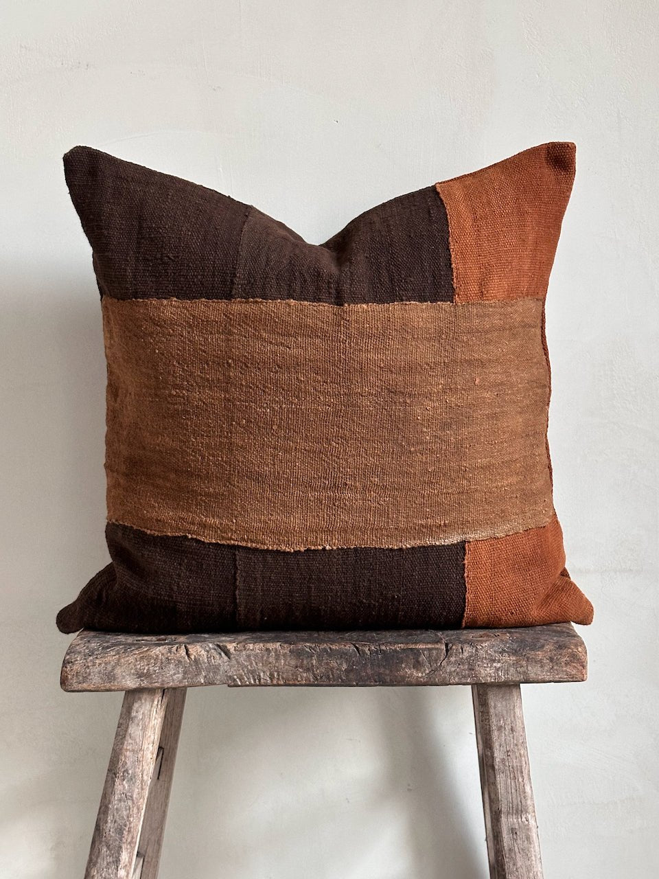 The Corner - Jane 001 50 x 50 cm - Cushions