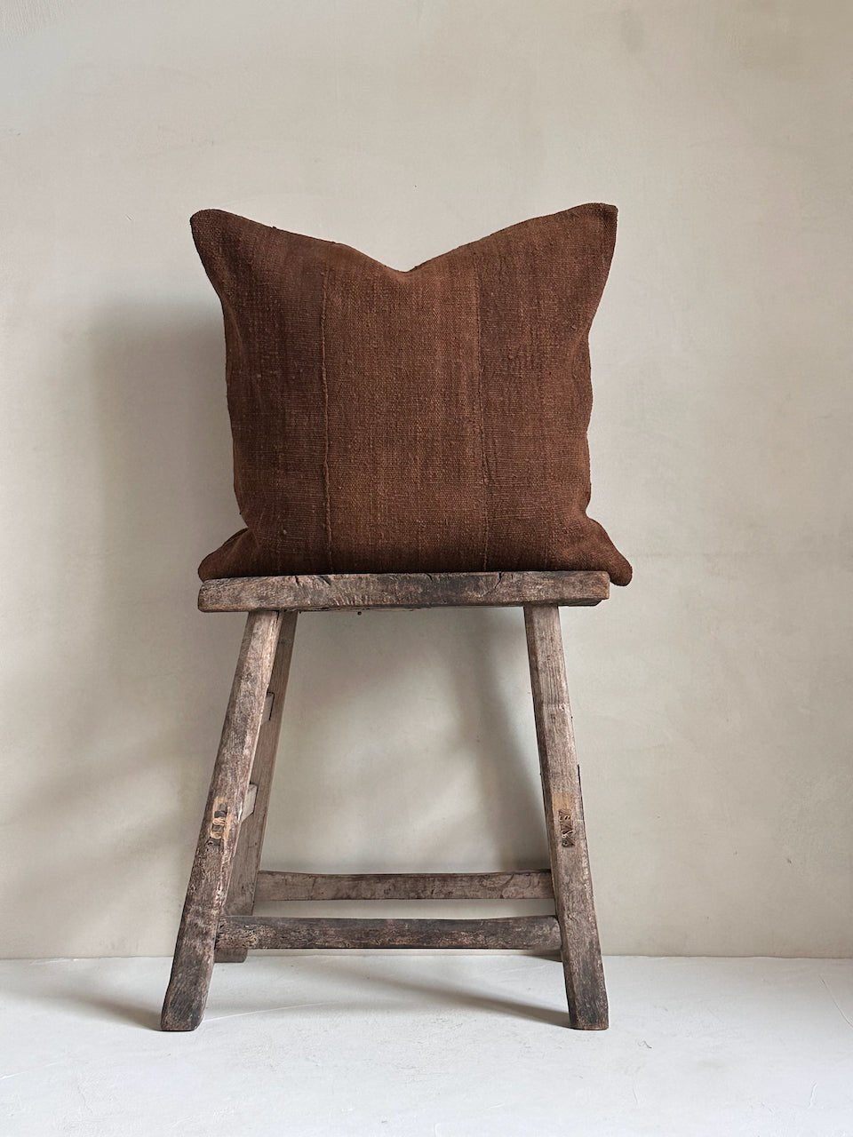 The Corner - Jane 002 50 x 50 cm - Cushions