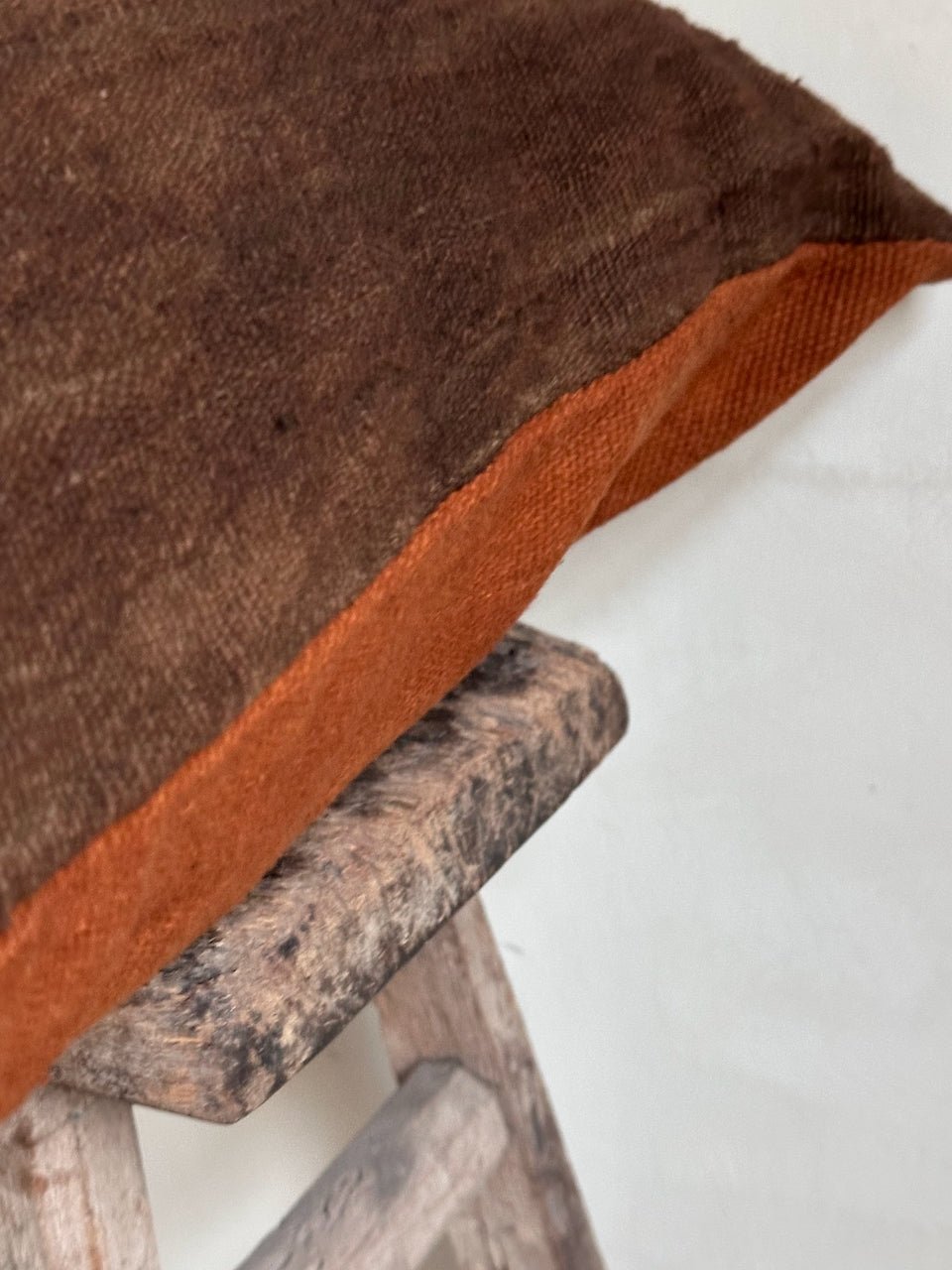 The Corner - Jane 007 50 x 50 cm - Cushions