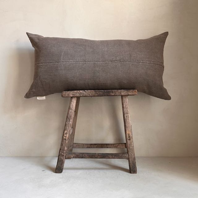 The Corner - L.E. N° 103 90 x 50 1 (2) - Cushions