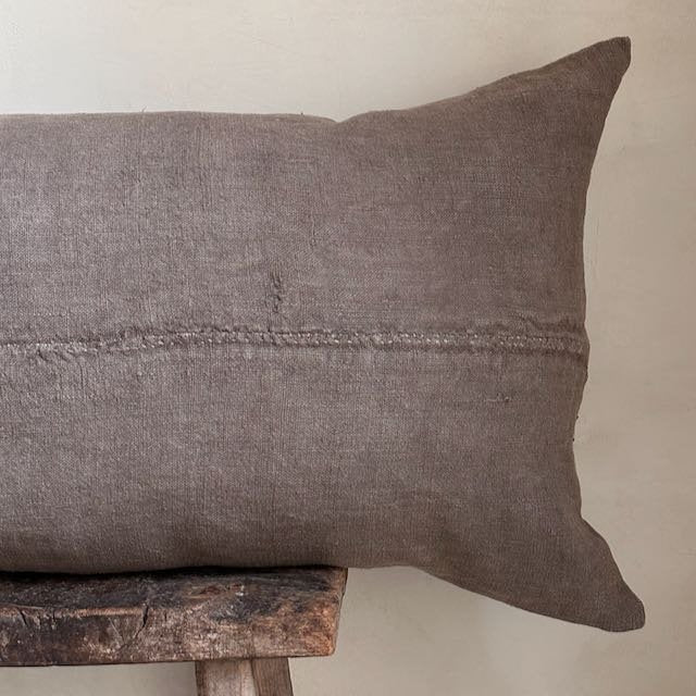 The Corner - L.E. N° 103 90 x 50 2 (2) - Cushions