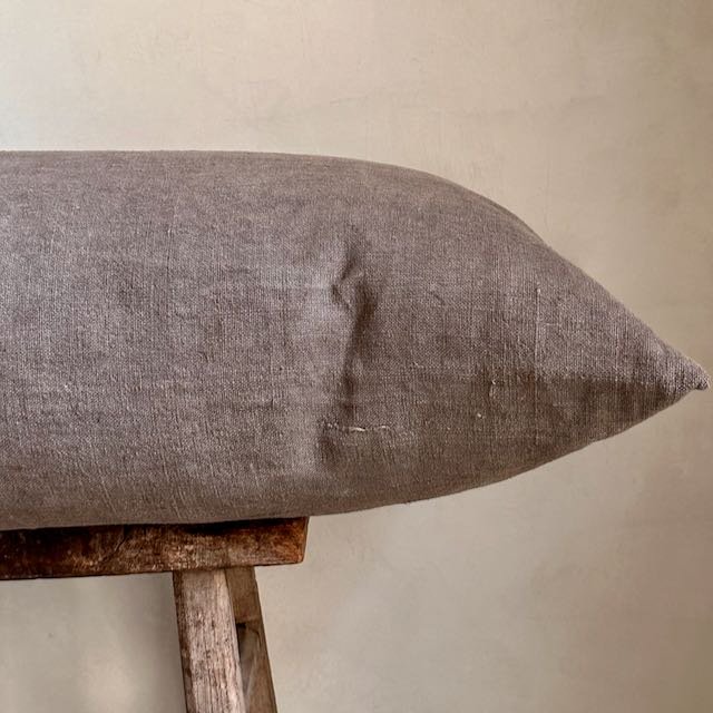 The Corner - L.E. N° 103 90 x 50 2 (2) - Cushions