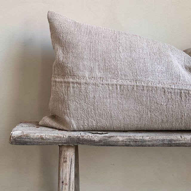 The Corner - L.E. N° 104 100 x 45 2 (2) - Cushions