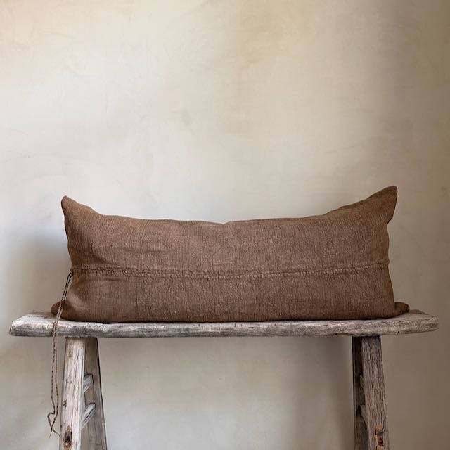 The Corner - L.E. N° 107 100 x 45 - Cushions
