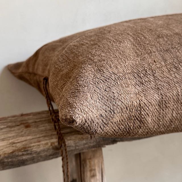 The Corner - L.E. N° 107 100 x 45 - Cushions