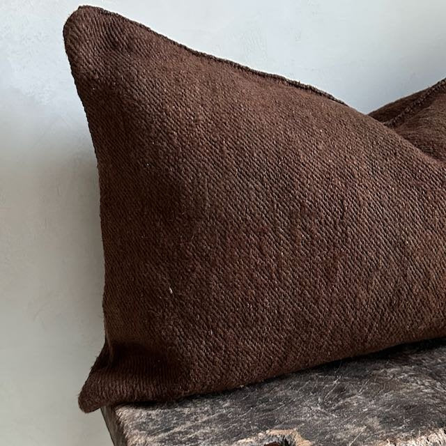 The Corner - L.E. N° 121 50 x 30 2(2) - Cushions