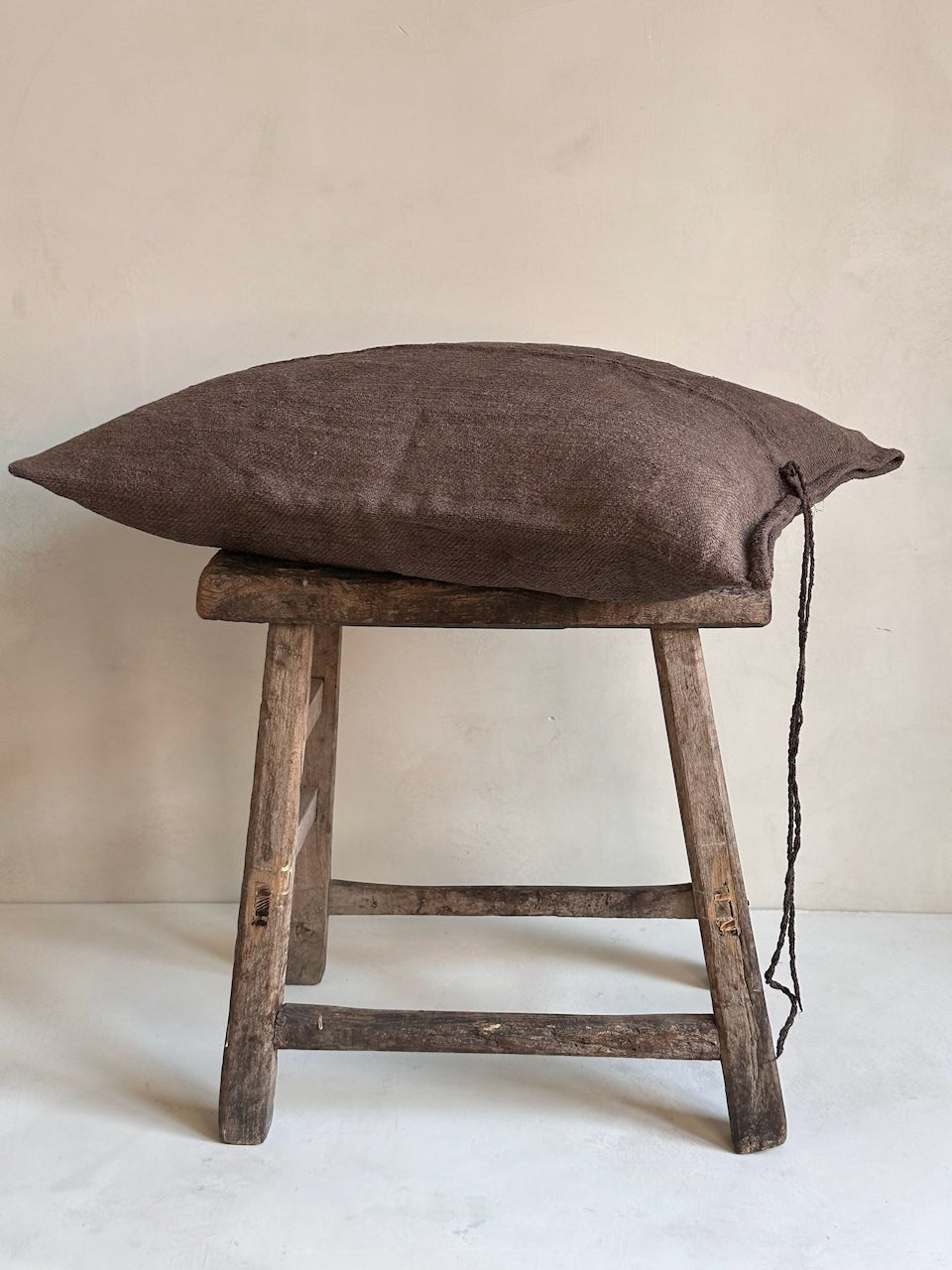 The Corner - L.E. N° 131 60 x 42 cm - Cushions