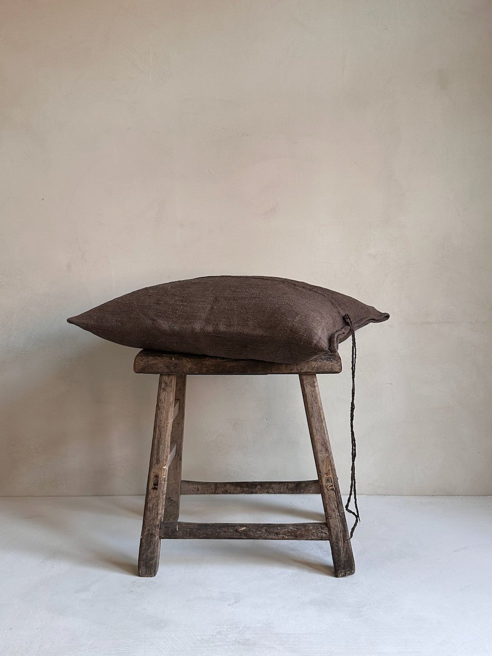 The Corner - L.E. N° 131 60 x 42 cm - Cushions