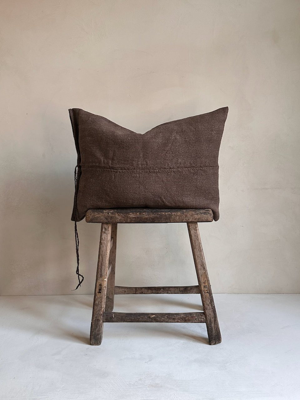 The Corner - L.E. N° 131 60 x 42 cm - Cushions