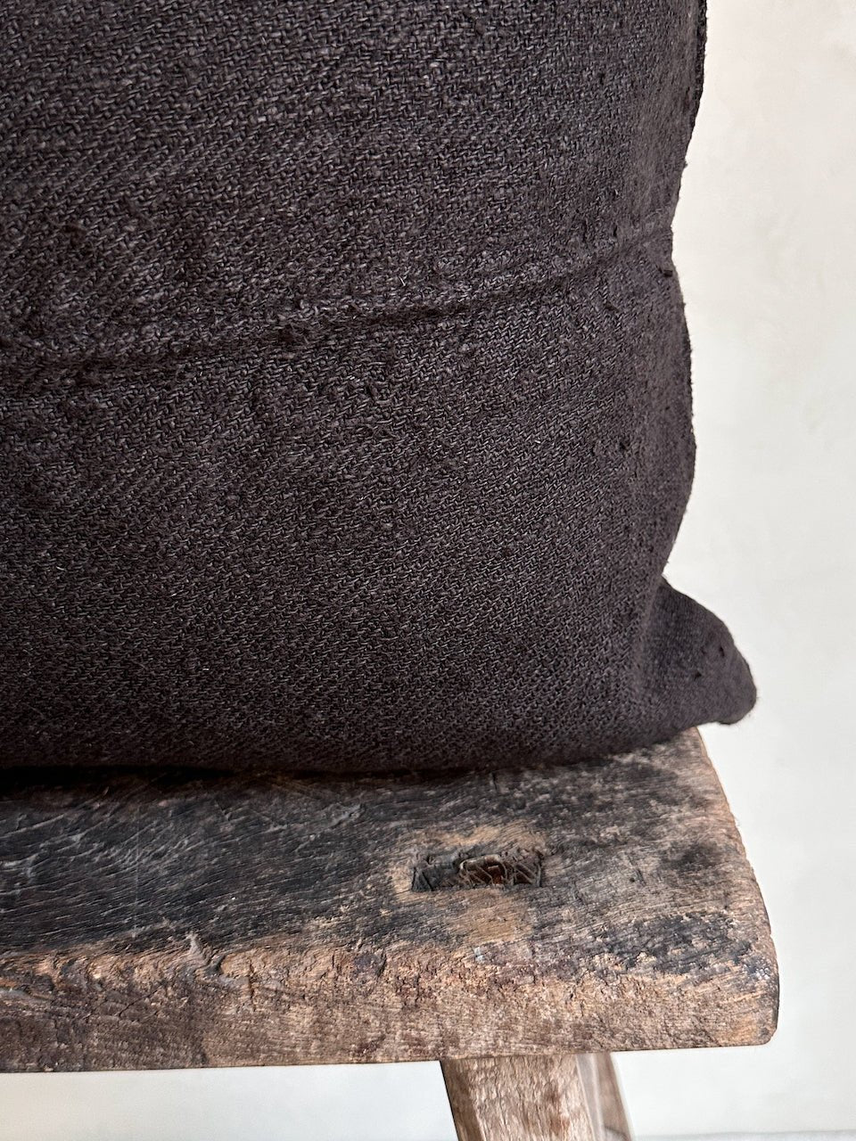 The Corner - L.E. N° 134 53 x 43 cm - Cushions