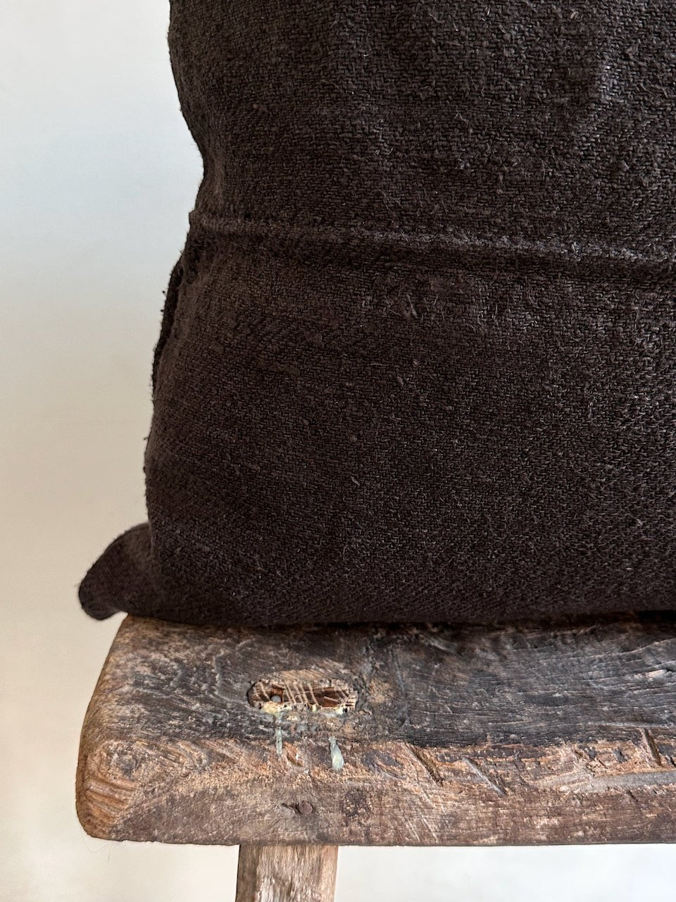 The Corner - L.E. N° 134 53 x 43 cm - Cushions