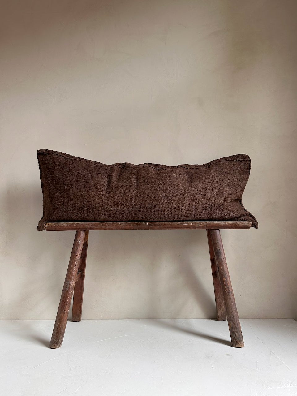 The Corner - L.E. N° 152 105 x 40 cm - Cushions