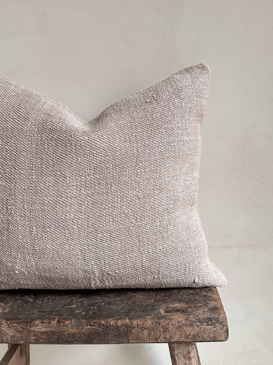 The Corner - L.E. N° 160 1(2) 48 x 42 cm - Cushions