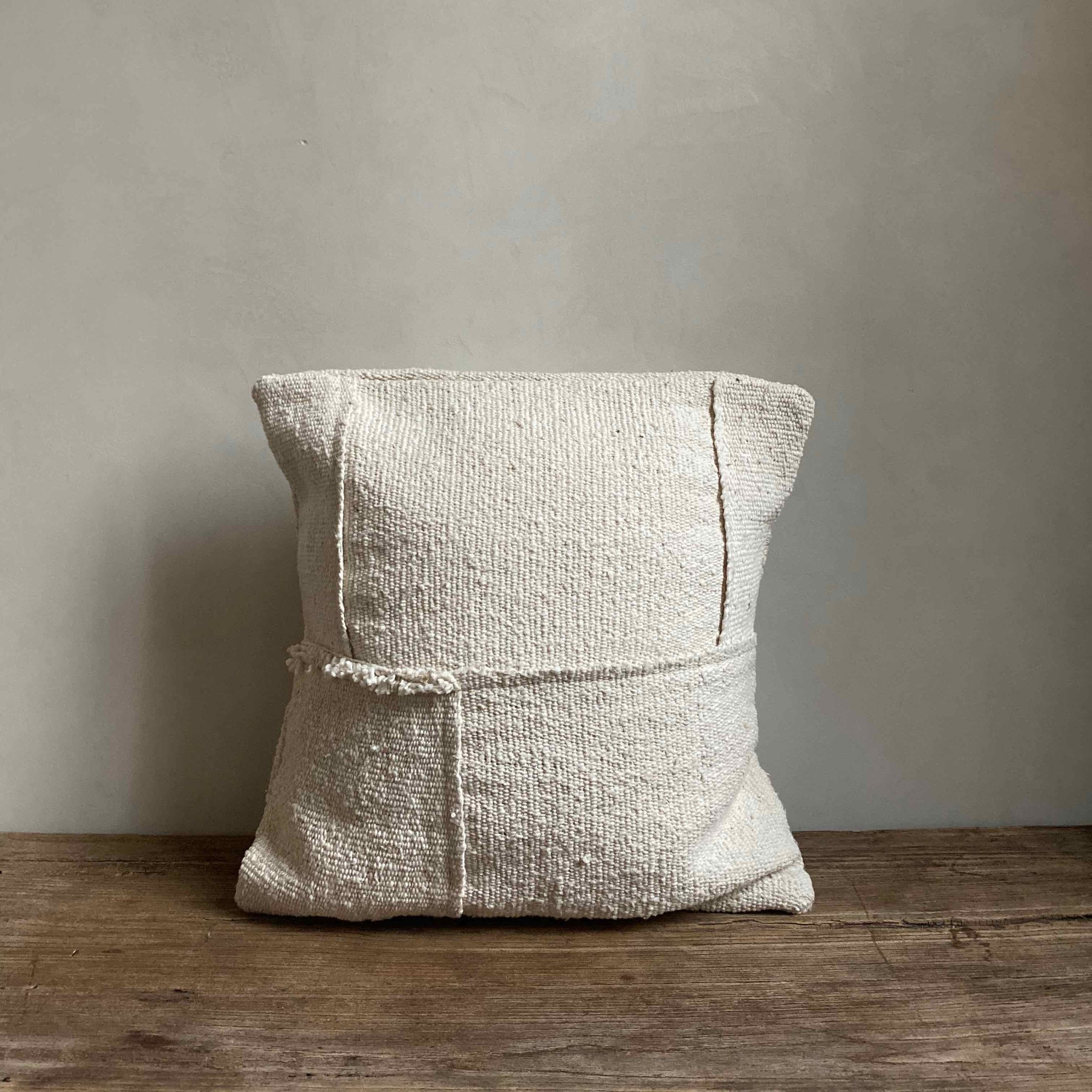 The Corner - L.E. N° 58 Recto Verso 60 x 60 - Cushions