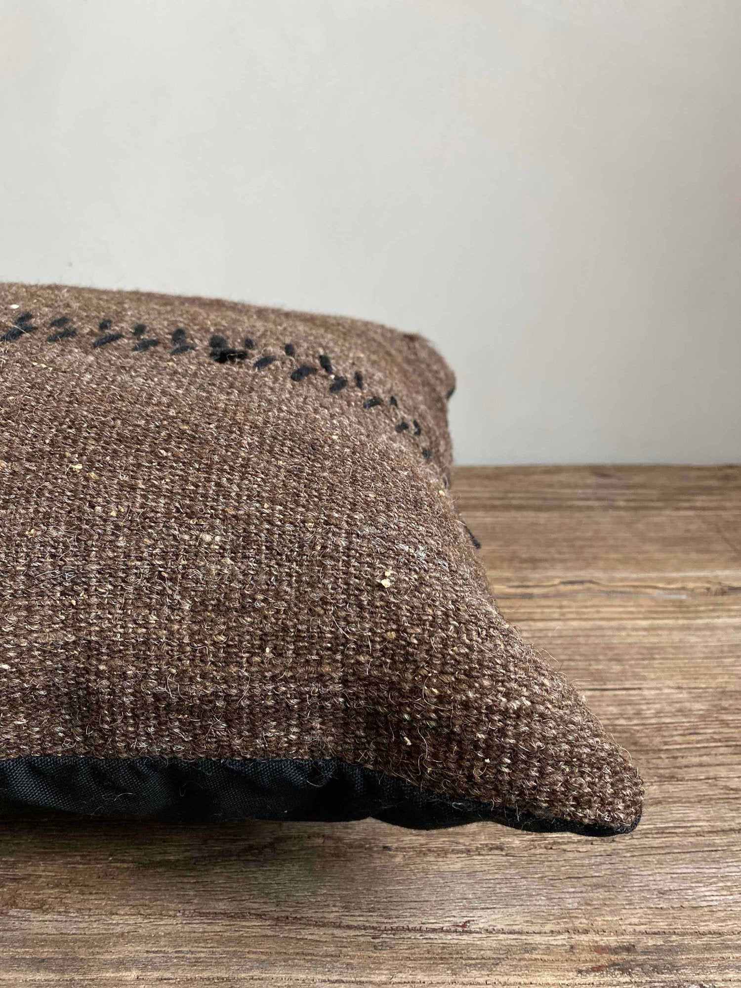 The Corner - L.E. N° 63 70 x 30 - Cushions