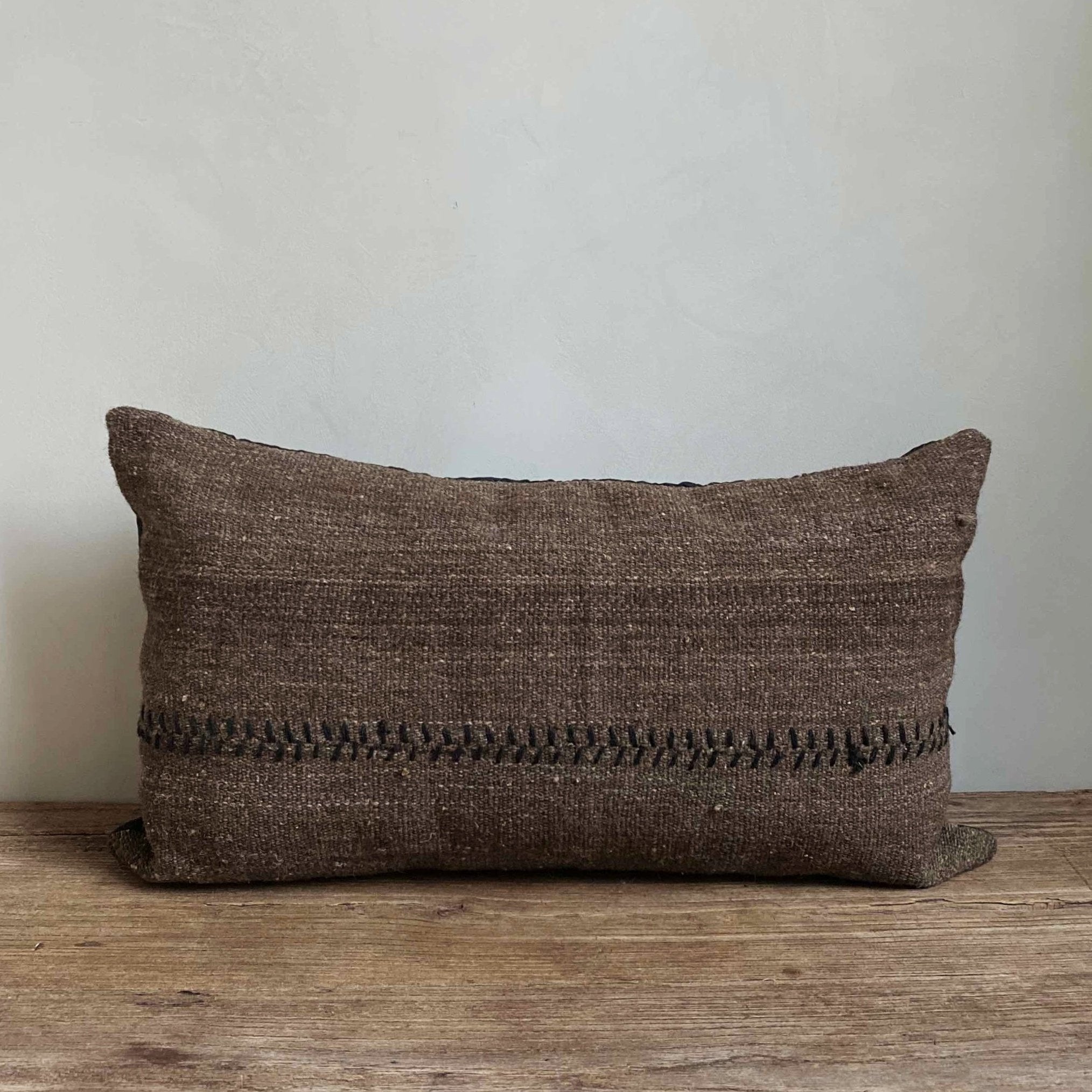 The Corner - L.E. N° 63 70 x 30 - Cushions