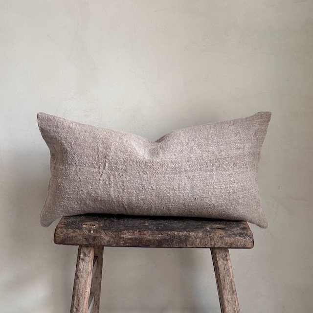 The Corner - L.E. N° 76 60 x 30 2(3) - Cushions