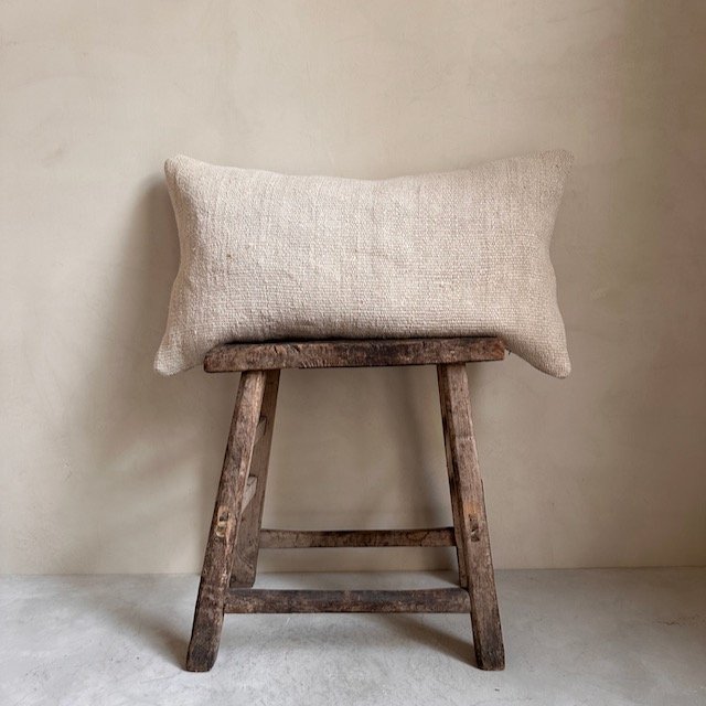 The Corner - L.E. N° 83 70 x 40 (1) - Cushions