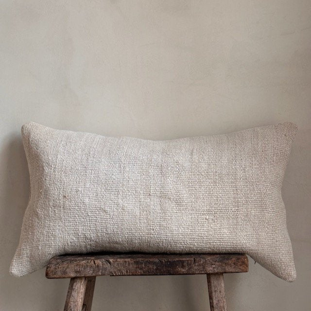 The Corner - L.E. N° 83 70 x 40 (1) - Cushions