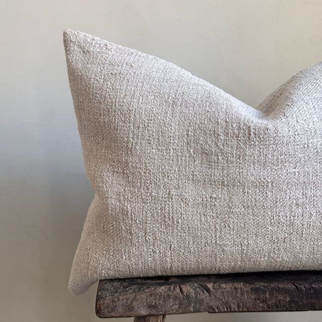 The Corner - L.E. N° 86 60 x 40 2 (2) - Cushions