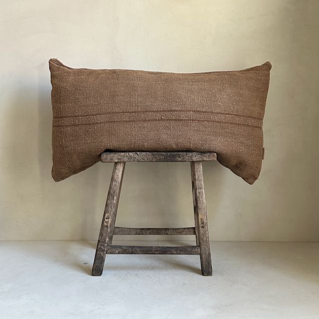 The Corner - L.E. N° 87 90 x 50 1 (1) - Cushions