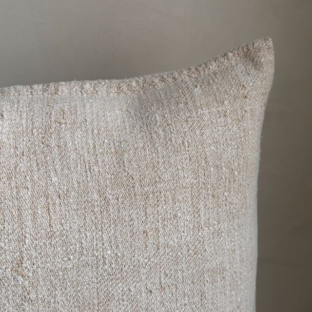 The Corner - L.E. N° 98 60 x 40 1 (2) - Cushions