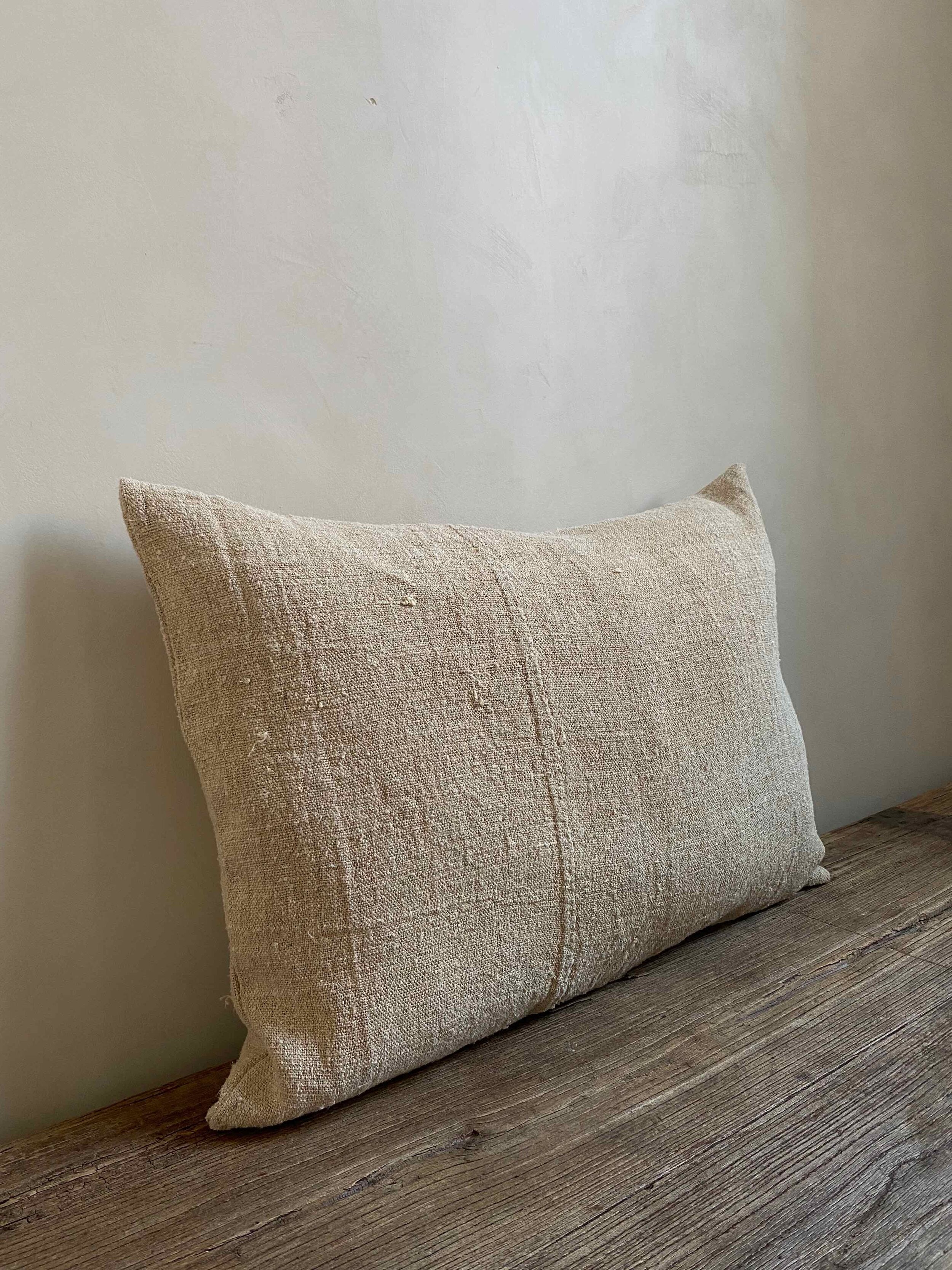 The Corner - L.E. N°31 70 x 50 - Cushions