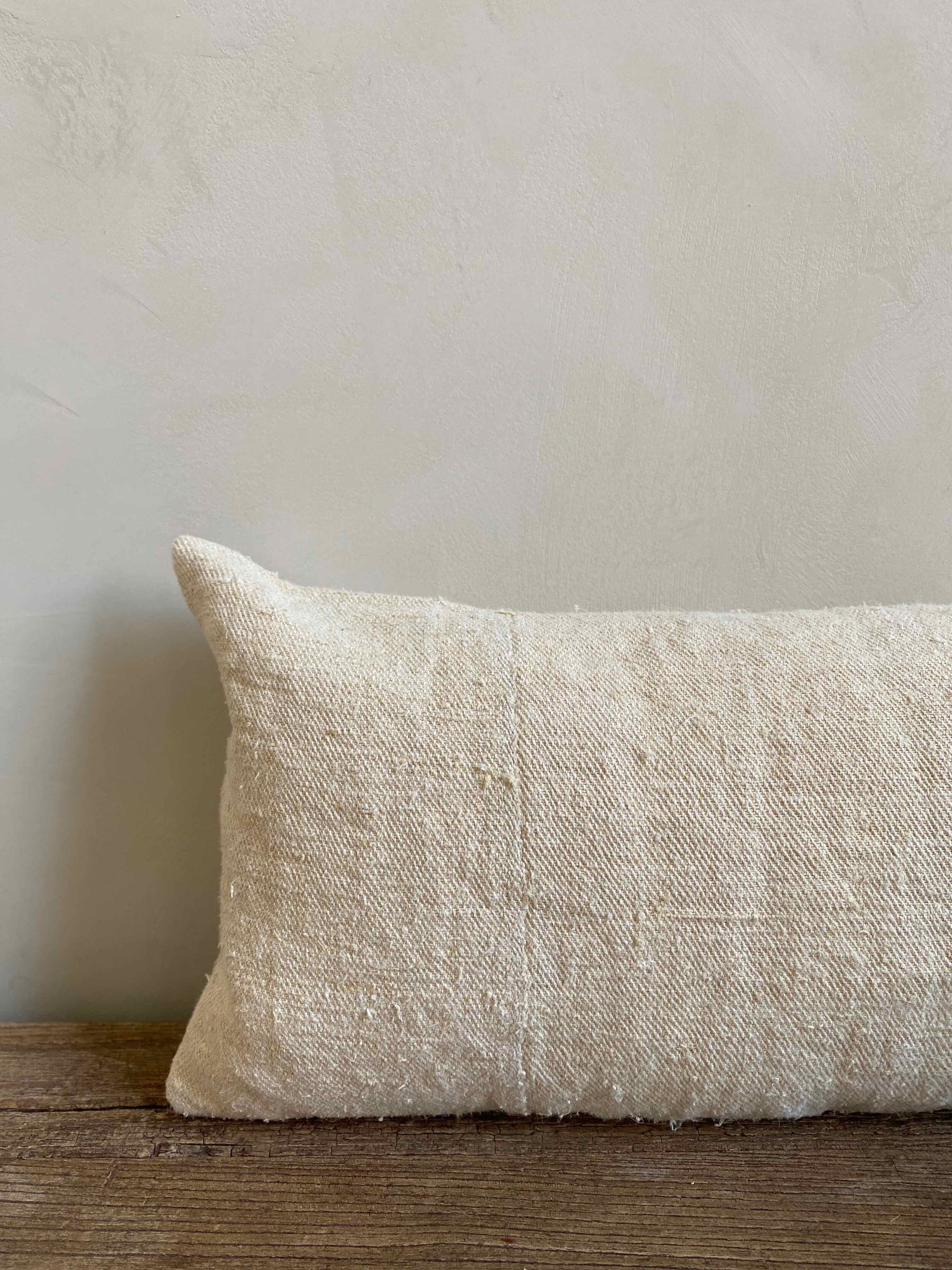 The Corner - L.E. N°34 60 x 30 - Cushions