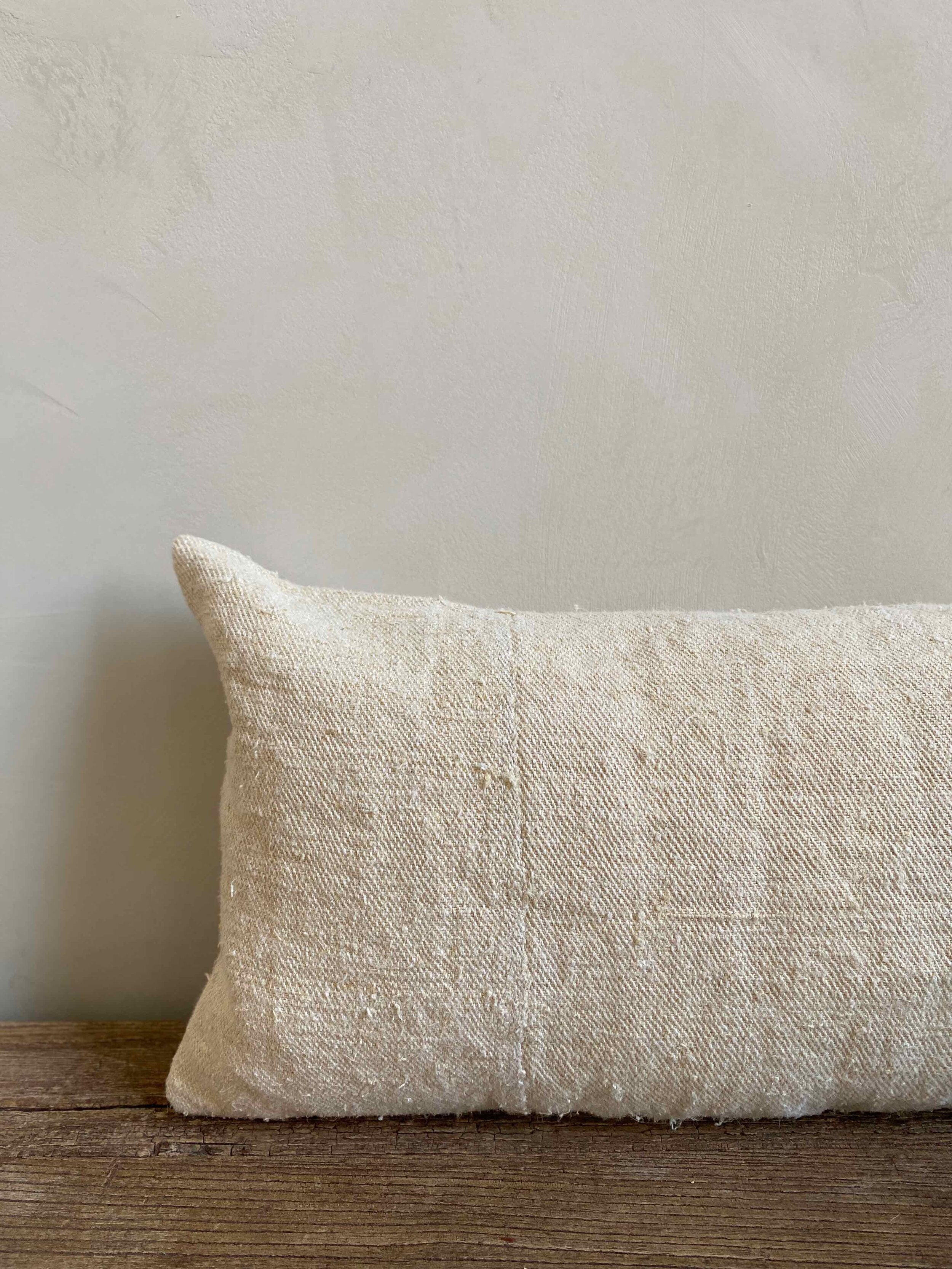 The Corner - L.E. N°34 60 x 30 - Cushions