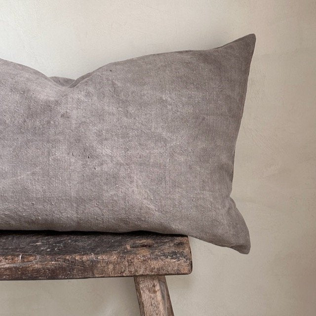 The Corner - L.E. N°82 70 x 40 4(4) - Cushions