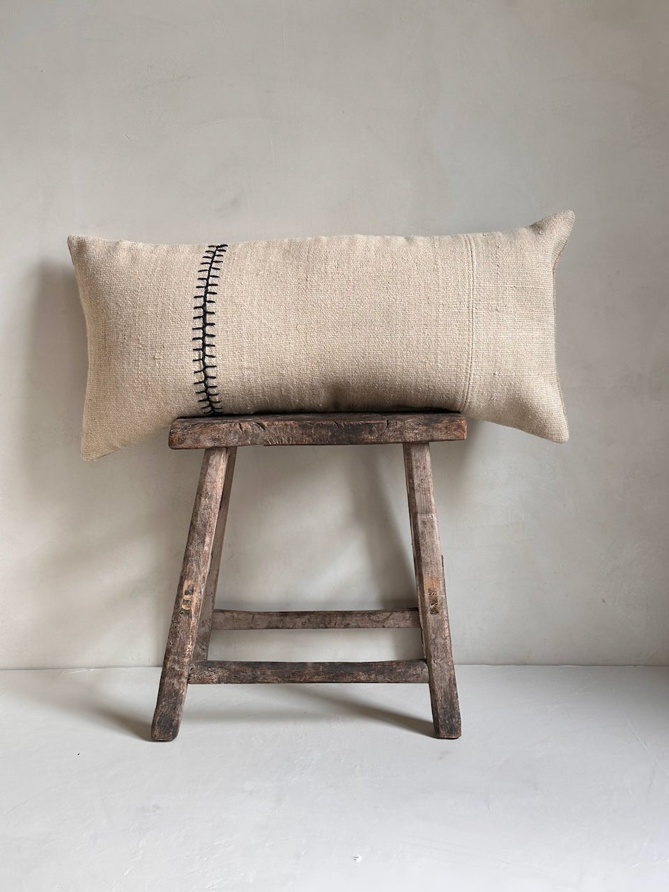 The Corner - Limited edition N° 141 80 x 37 cm - Cushions